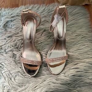 Aldo 6.5 rose gold heels brand new never used